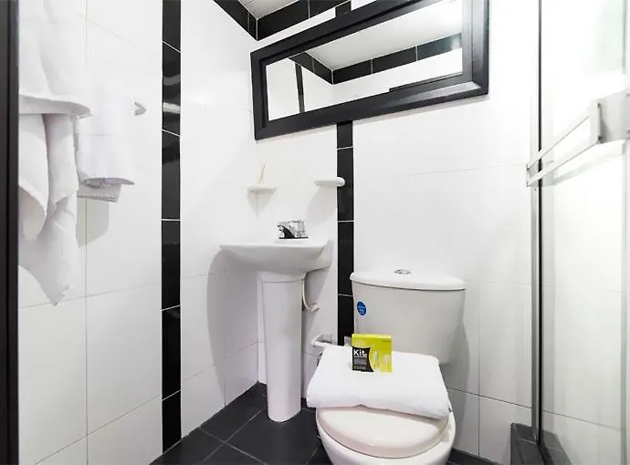 Hotel Ejecutivo Av La Esperanza 波哥大